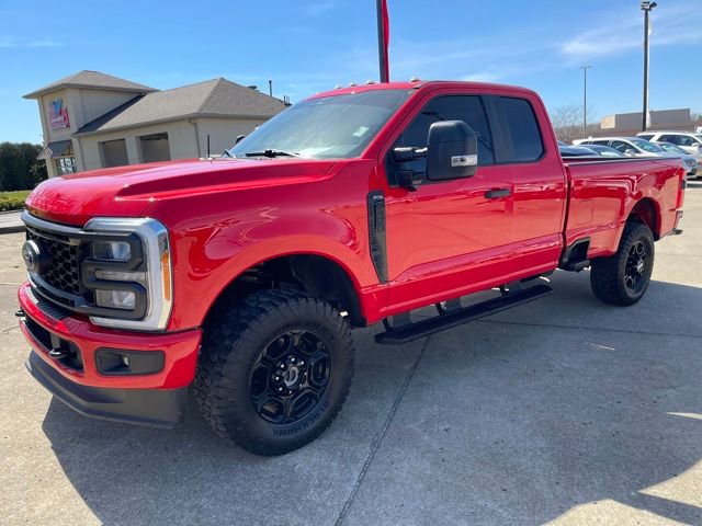 Used 2023 Ford F250 XL w/ STX Appearance Package AWD/4WD image 2
