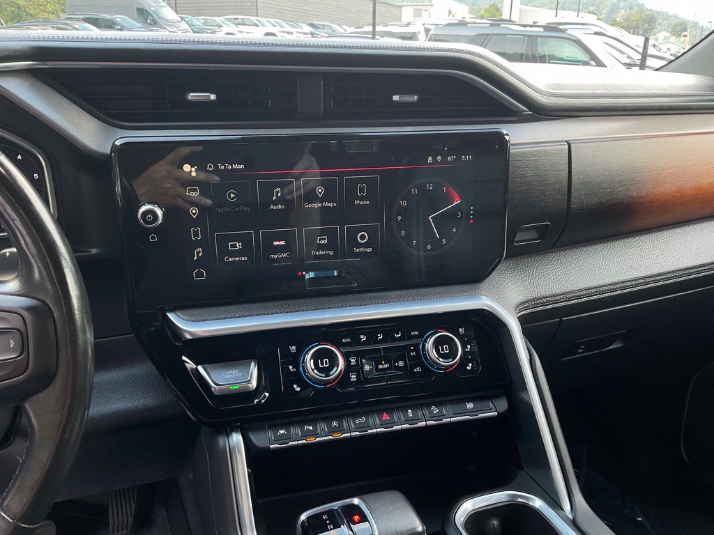 Used 2022 GMC Sierra 1500 Denali AWD/4WD image 16