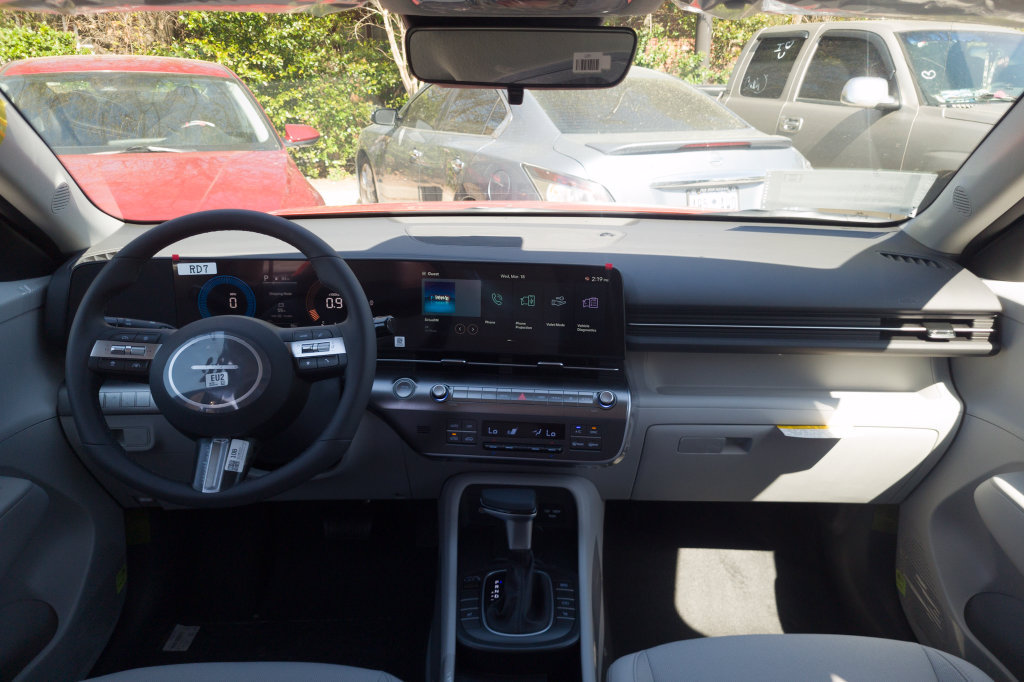 New 2027 Hyundai Kona SEL Sport FWD image 17