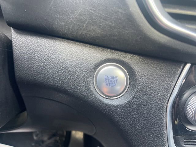 Used 2019 Hyundai Santa Fe Limited image 24