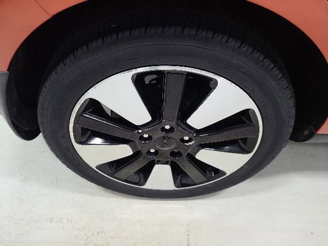 Used 2018 Kia Soul + FWD image 8