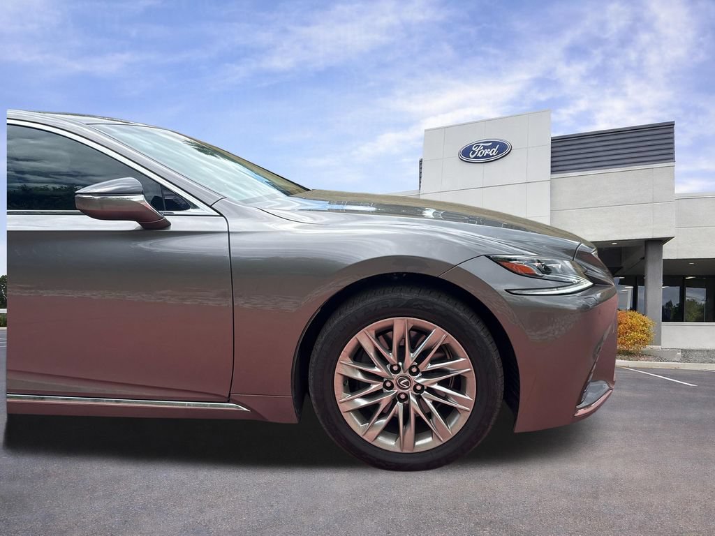 Used 2018 Lexus LS 500 AWD image 33