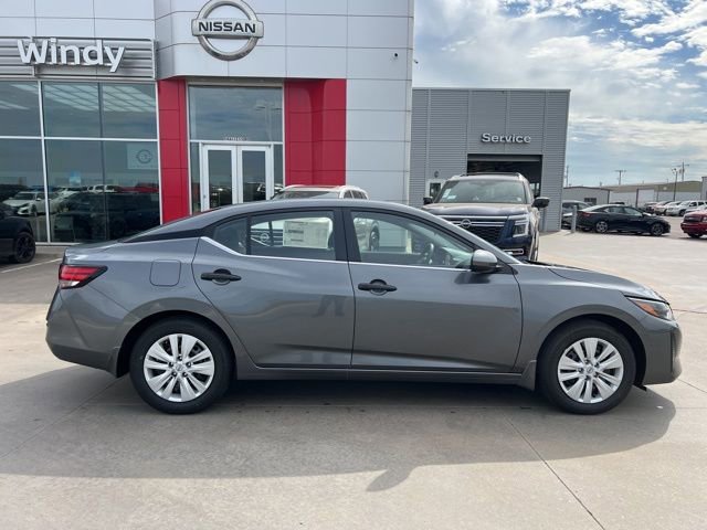 Used 2025 Nissan Sentra S image 8