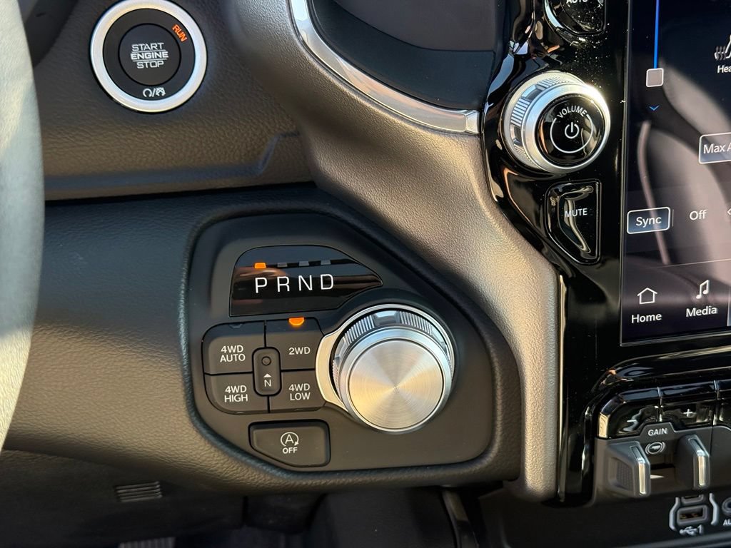 New 2027 RAM 1500 Laramie AWD/4WD image 21