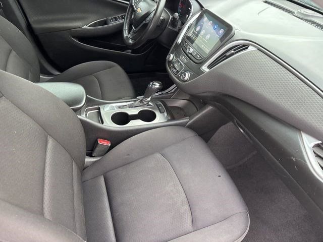 Used 2020 Chevrolet Malibu RS image 36