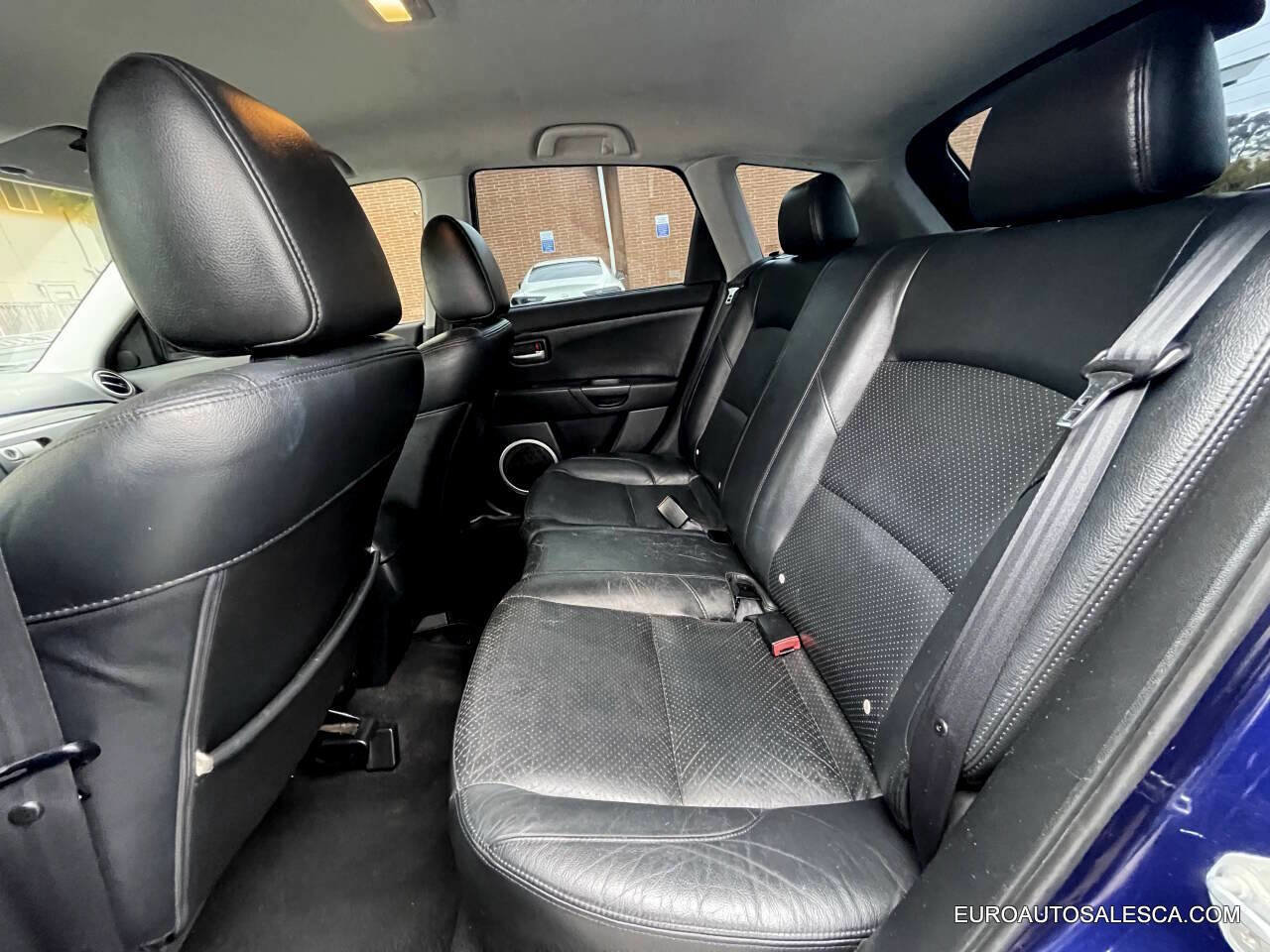 Used 2004 MAZDA MAZDA3 s image 22