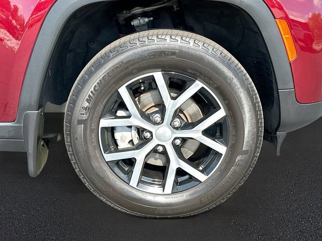 Used 2025 Jeep Grand Cherokee Limited w/ MOPAR Finishing Package AWD/4WD image 32