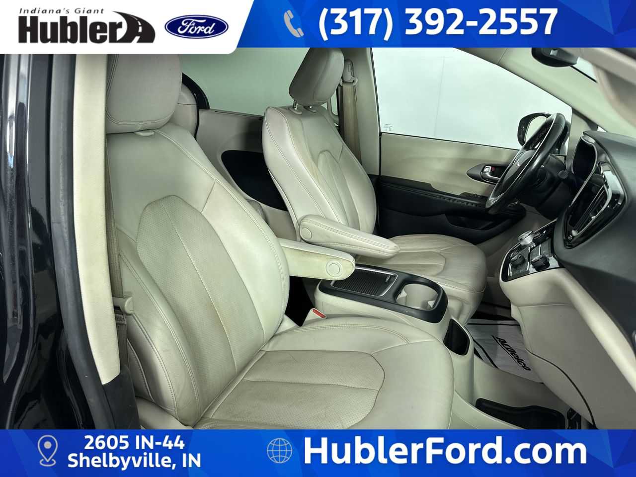 Used 2021 Chrysler Pacifica Touring-L FWD image 19