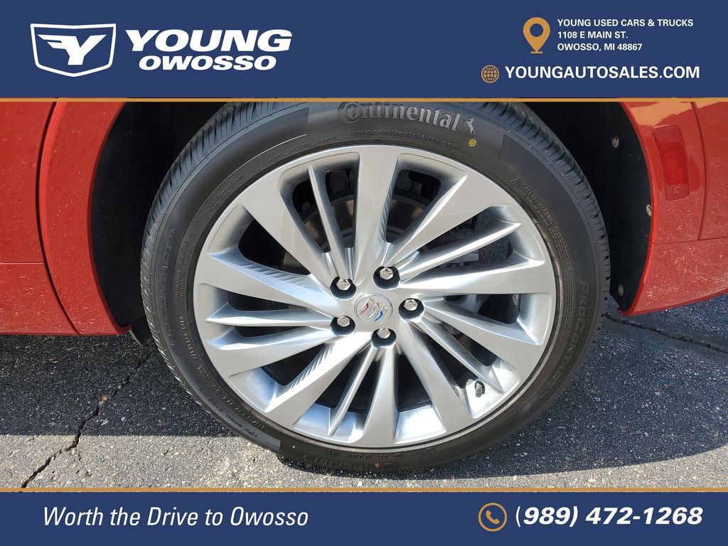 Used 2025 Buick Envision Avenir AWD/4WD image 35