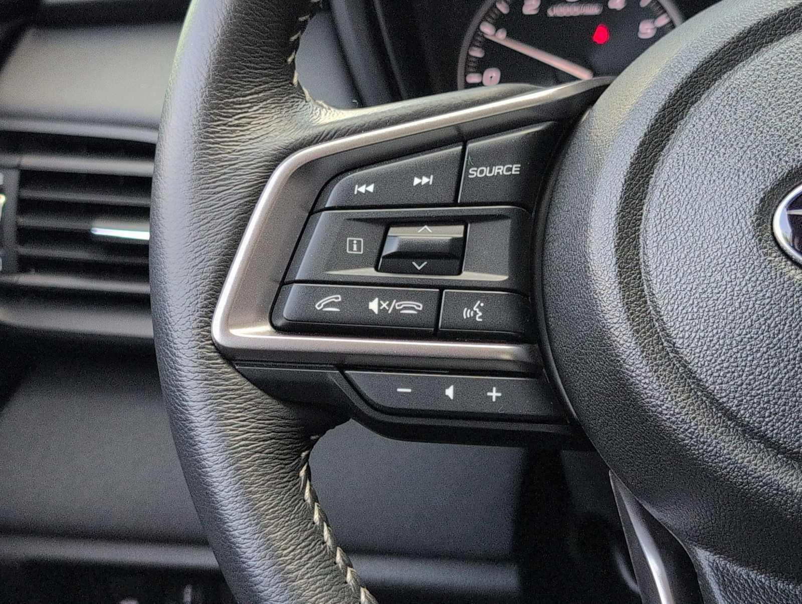 Certified 2025 Subaru Legacy Premium AWD/4WD image 22