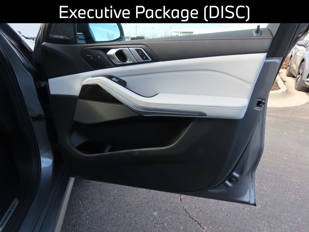 Certified 2023 BMW X7 xDrive40i w/ Executive Package image 11