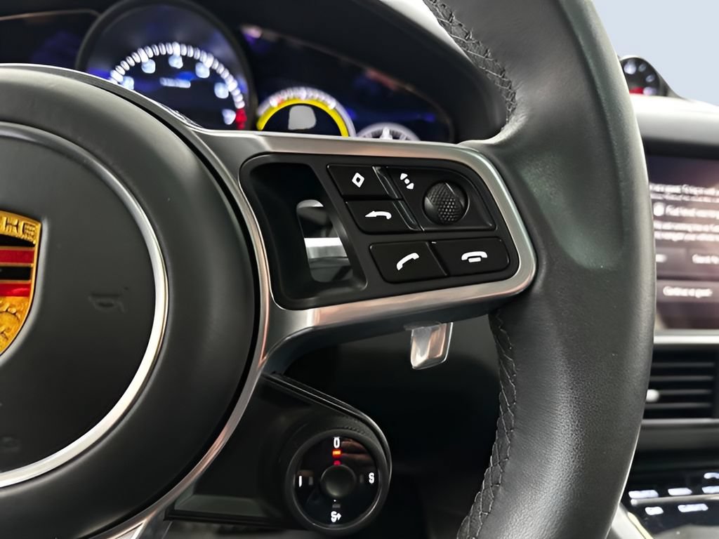 Certified 2023 Porsche Cayenne Platinum Edition AWD/4WD image 19