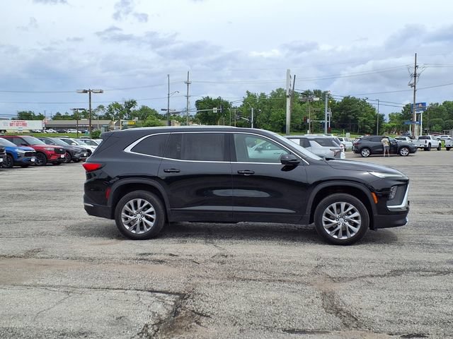 Used 2025 Buick Enclave Preferred AWD/4WD image 17