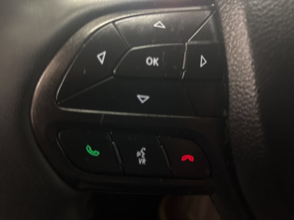 Used 2022 Jeep Cherokee Trailhawk AWD/4WD image 18