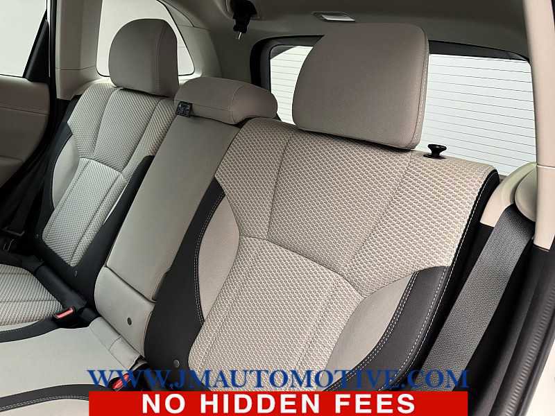 Used 2019 Subaru Forester Premium w/ All-Weather Package AWD/4WD image 16