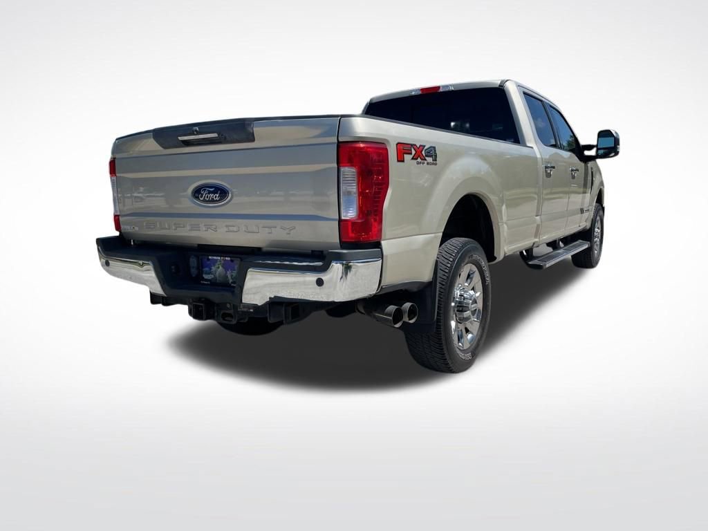 Used 2017 Ford F350 Lariat w/ Lariat Ultimate Package AWD/4WD image 5