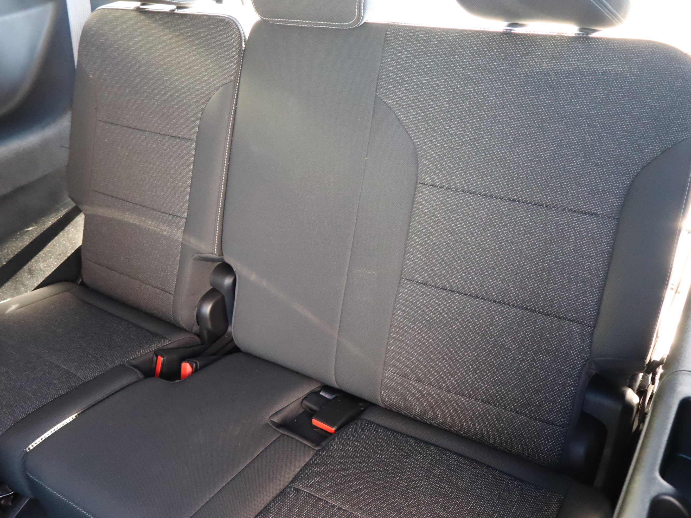 Used 2025 Chevrolet Traverse LT AWD/4WD image 32