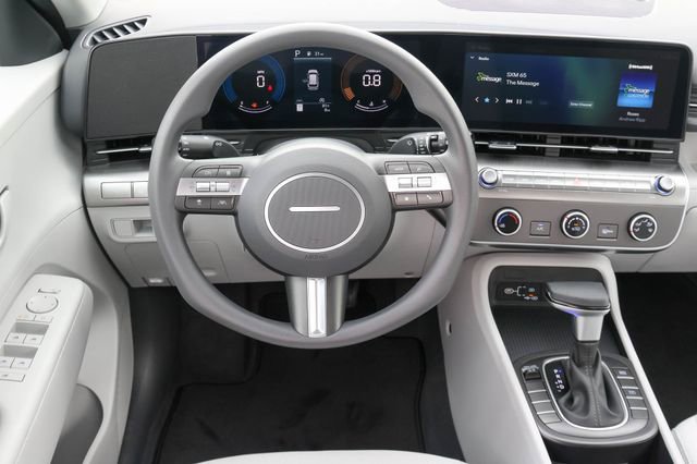 New 2026 Hyundai Kona SE FWD image 13