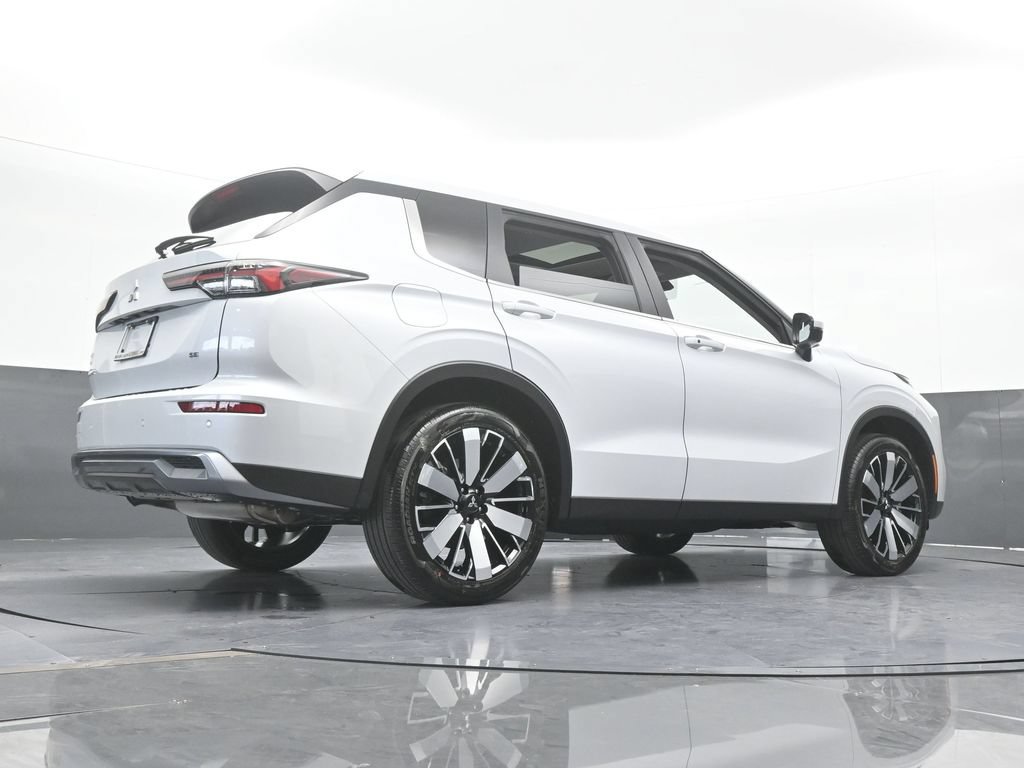 New 2026 Mitsubishi Outlander SE FWD image 68