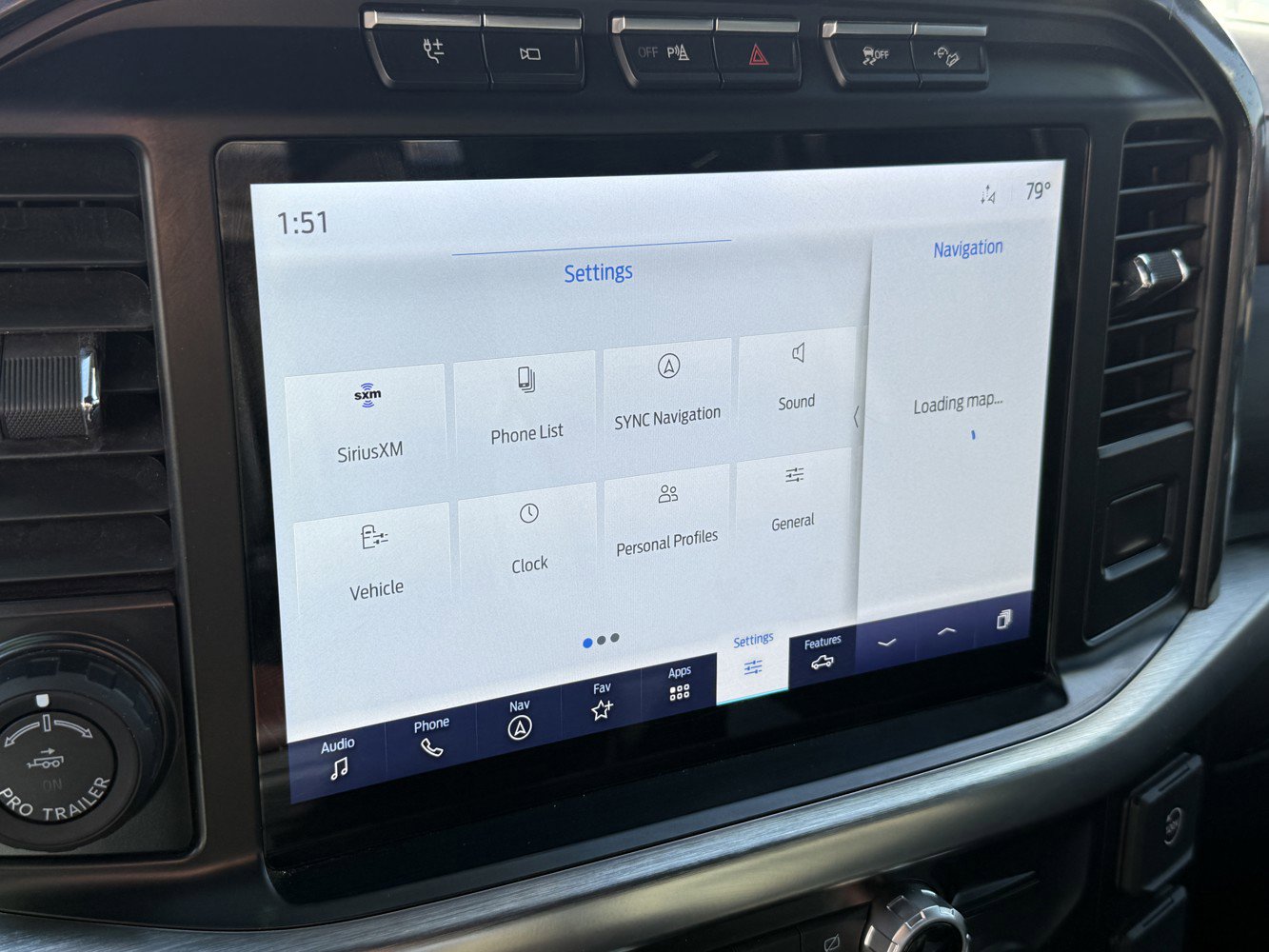 Used 2023 Ford F150 Lariat w/ Max Trailer Tow Package image 16