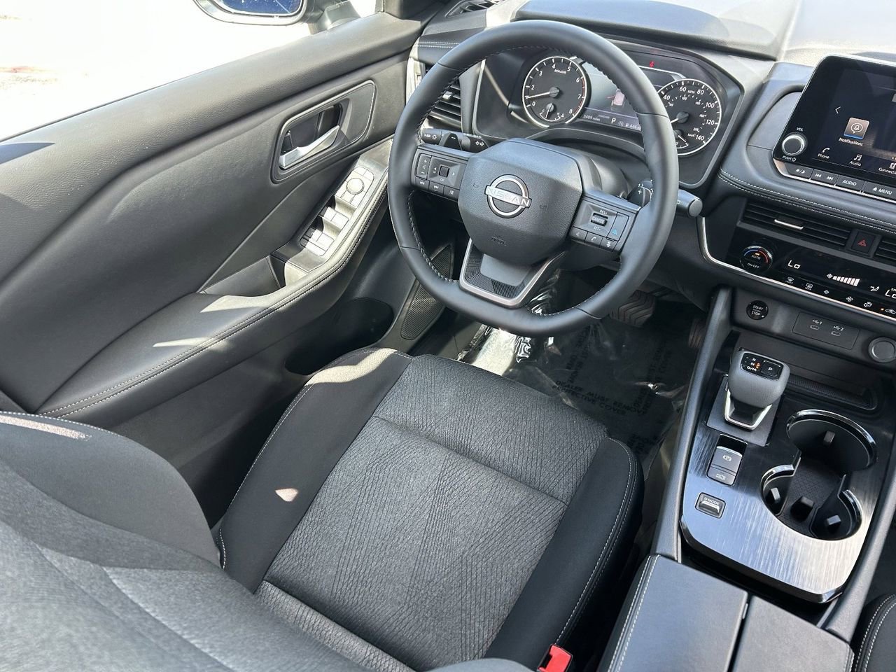 Certified 2026 Nissan Rogue SV image 16