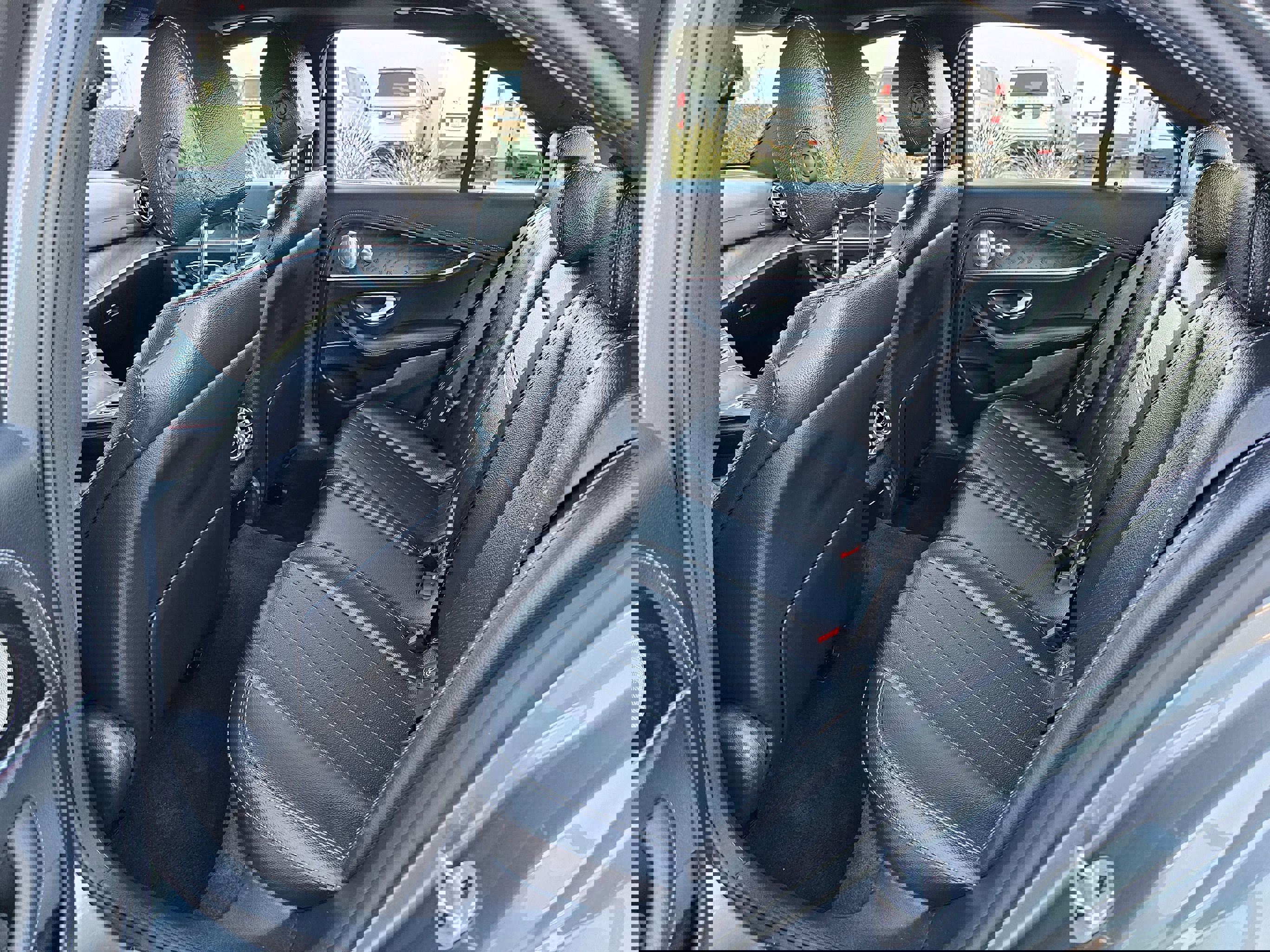 Used 2023 Mercedes-Benz E 450 4MATIC Sedan w/ Premium Package image 17