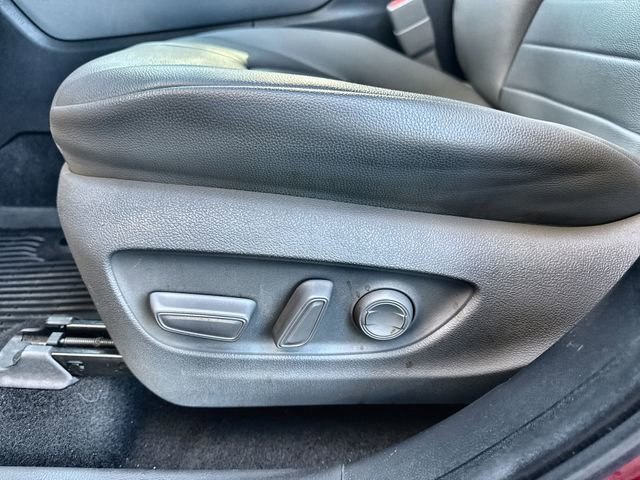 Used 2023 Toyota Highlander XLE image 21