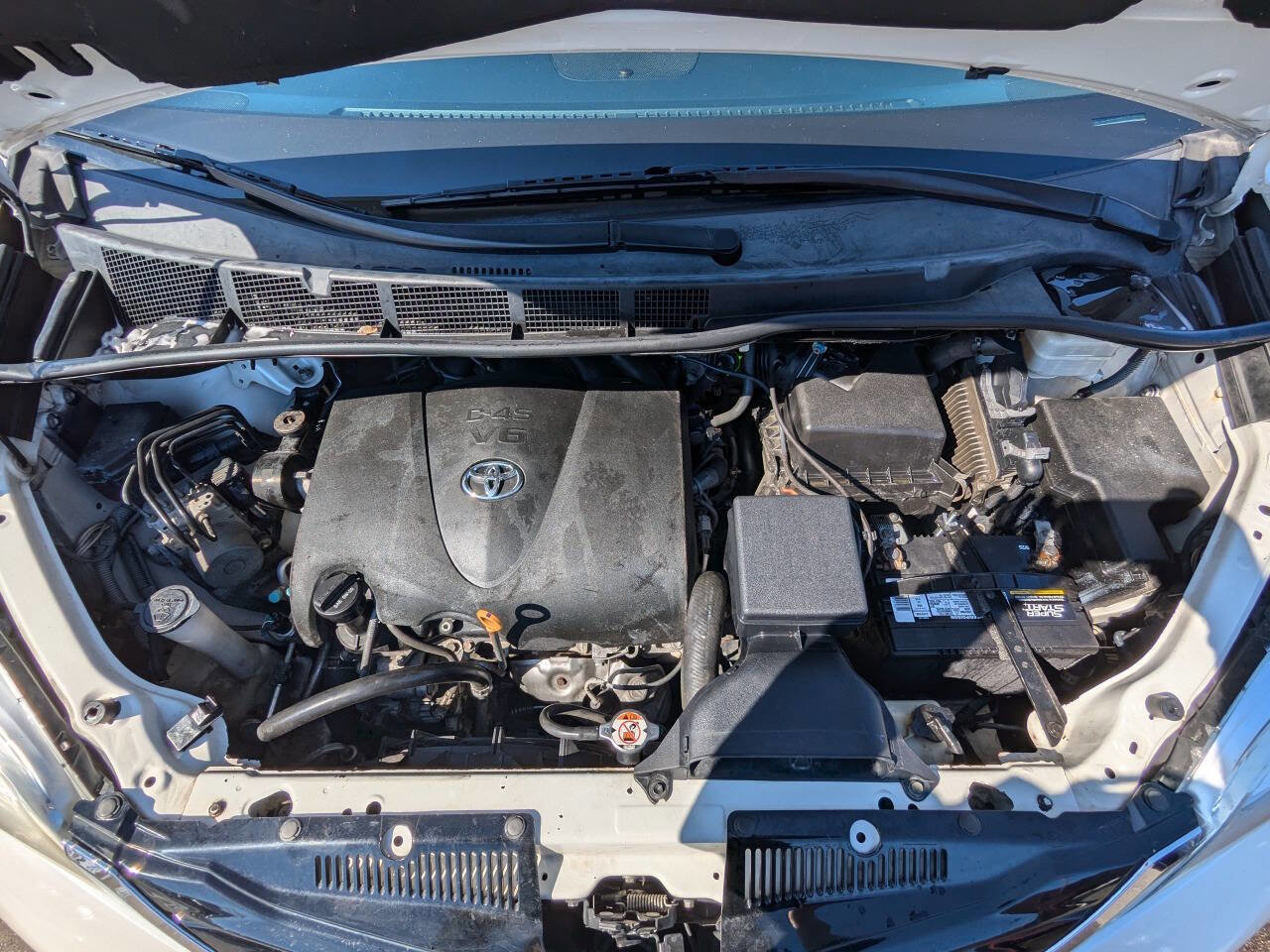 Used 2017 Toyota Sienna XLE image 31