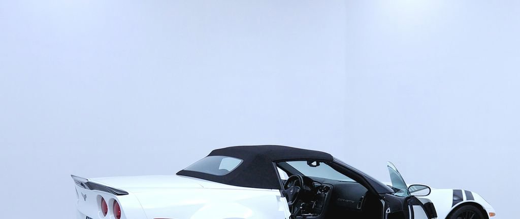 Used 2010 Chevrolet Corvette Grand Sport w/ Preferred Equipment Group RWD image 11