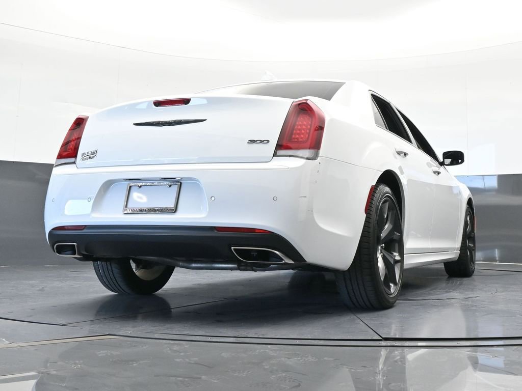 Used 2023 Chrysler 300 Touring L image 51