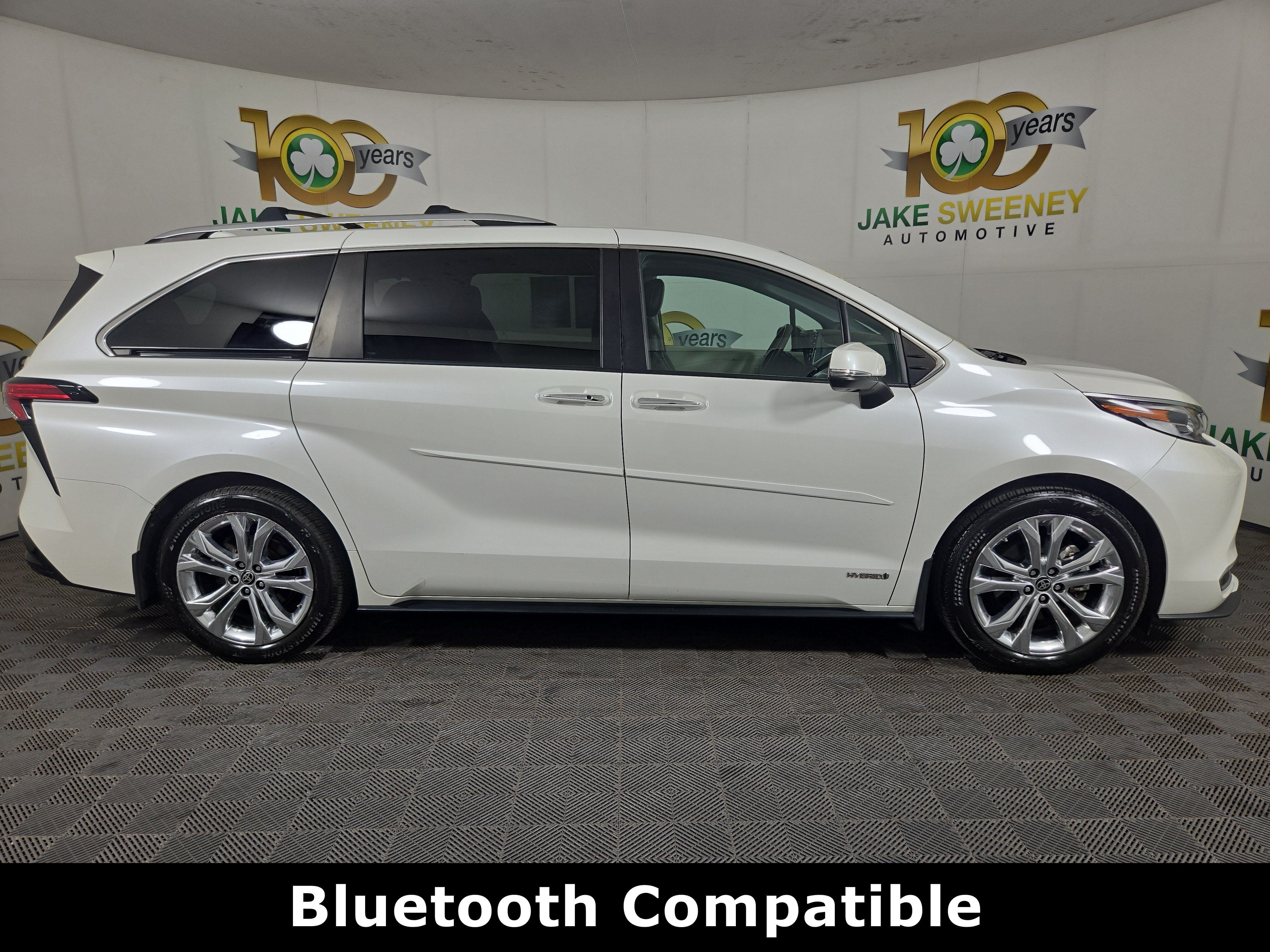 Used 2021 Toyota Sienna Platinum FWD image 11
