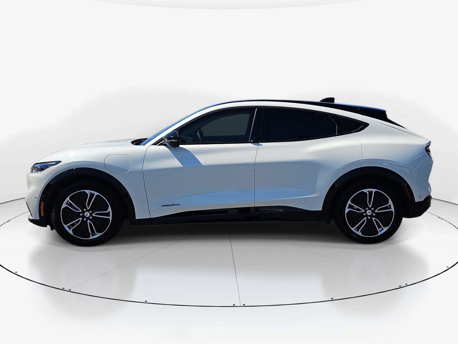 Used 2023 Ford Mustang Mach-E Premium RWD image 7