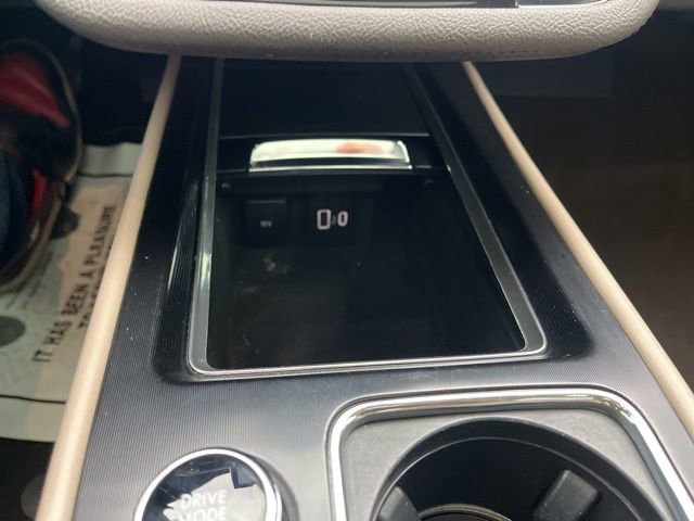 Used 2021 Lincoln Corsair AWD w/ Premium Package image 30