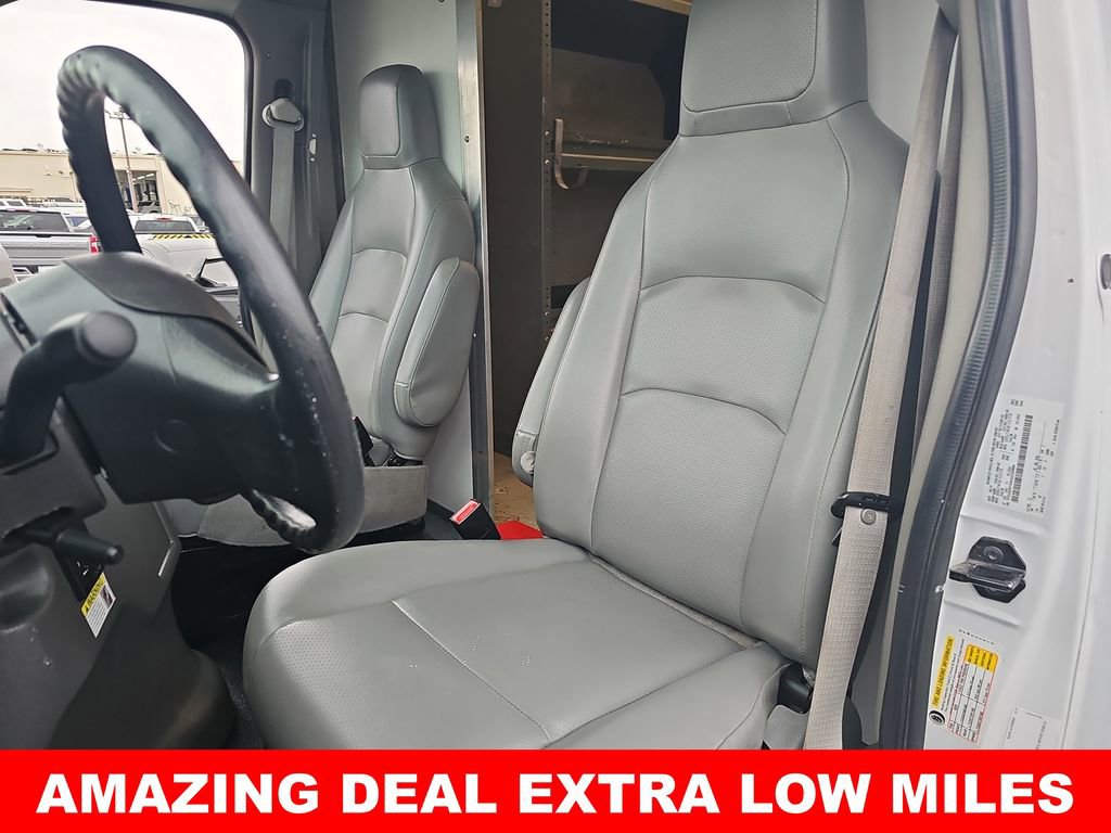 Used 2019 Ford E-450 and Econoline 450 Super Duty w/ Power Windows & Locks Group image 14