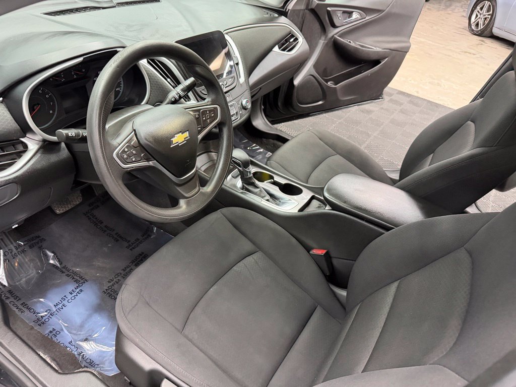 Used 2022 Chevrolet Malibu LS w/ LPO, Convenience Package 2 FWD image 32