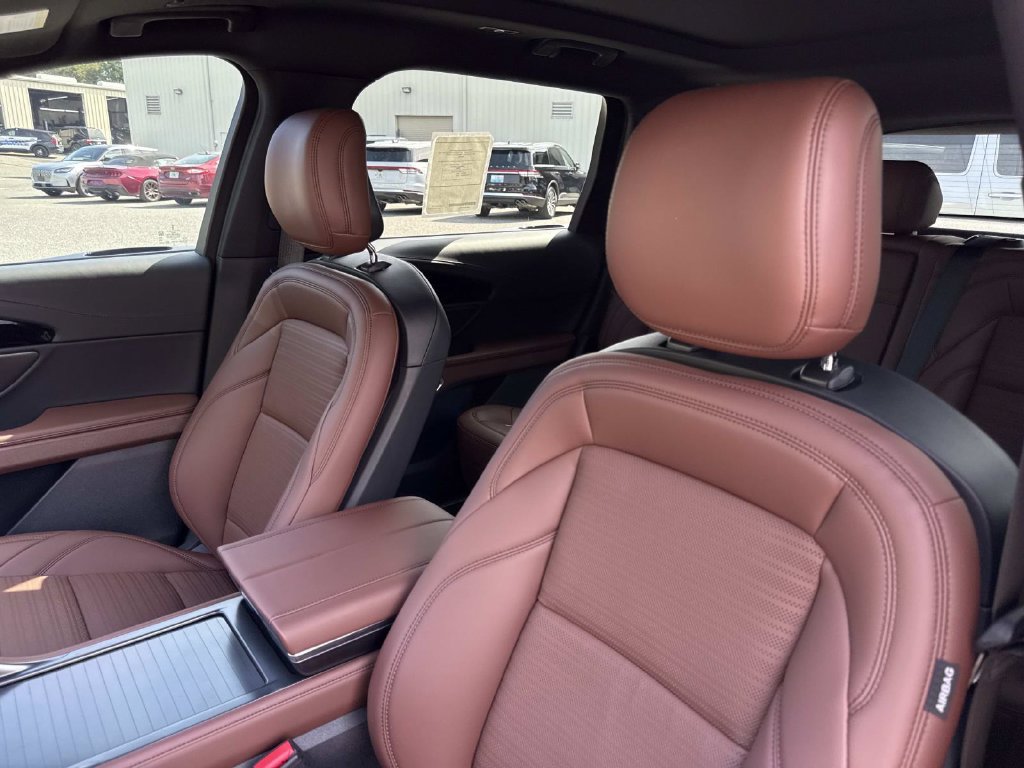 New 2026 Lincoln Nautilus Reserve AWD/4WD image 21