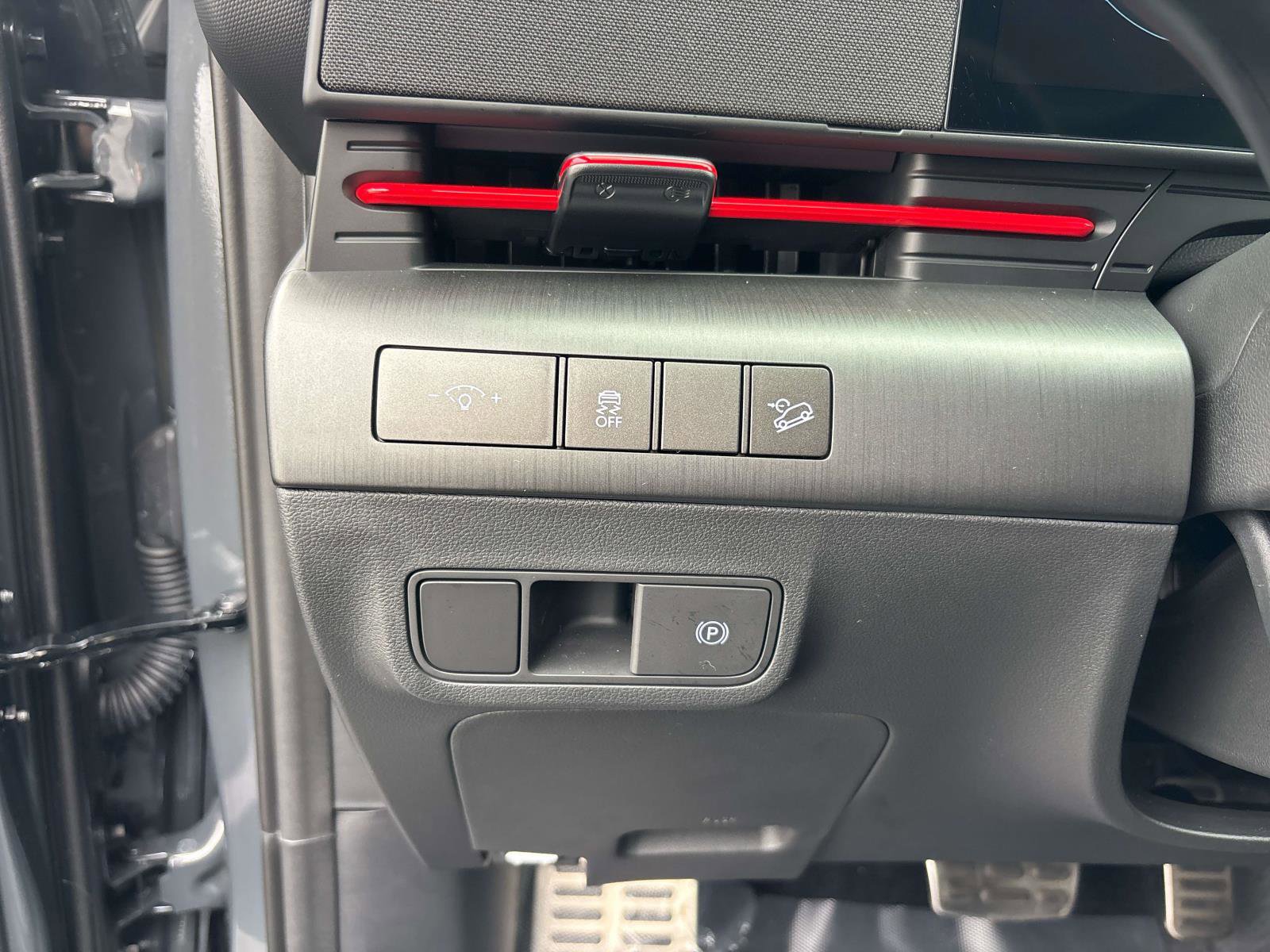 Used 2025 Hyundai Kona N Line S image 17