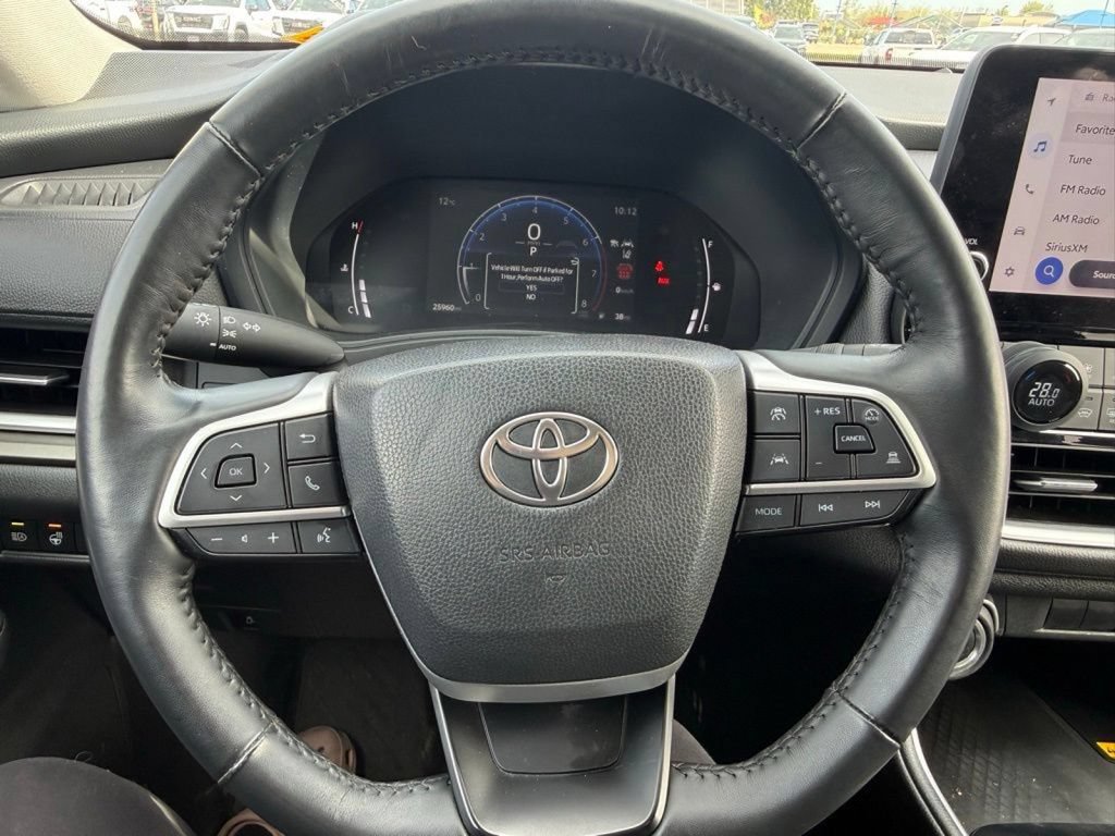 Used 2024 Toyota Grand Highlander AWD image 27