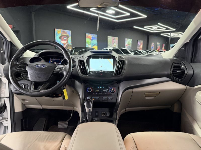 Used 2018 Ford Escape SEL FWD image 15
