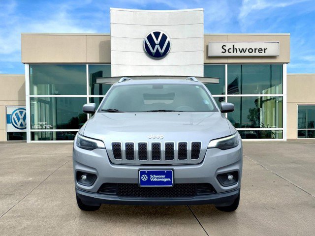 Used 2019 Jeep Cherokee Latitude w/ Popular Appearance Group AWD/4WD image 3