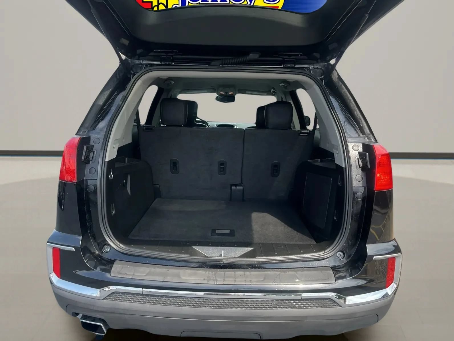 Used 2017 GMC Terrain SLT FWD image 6