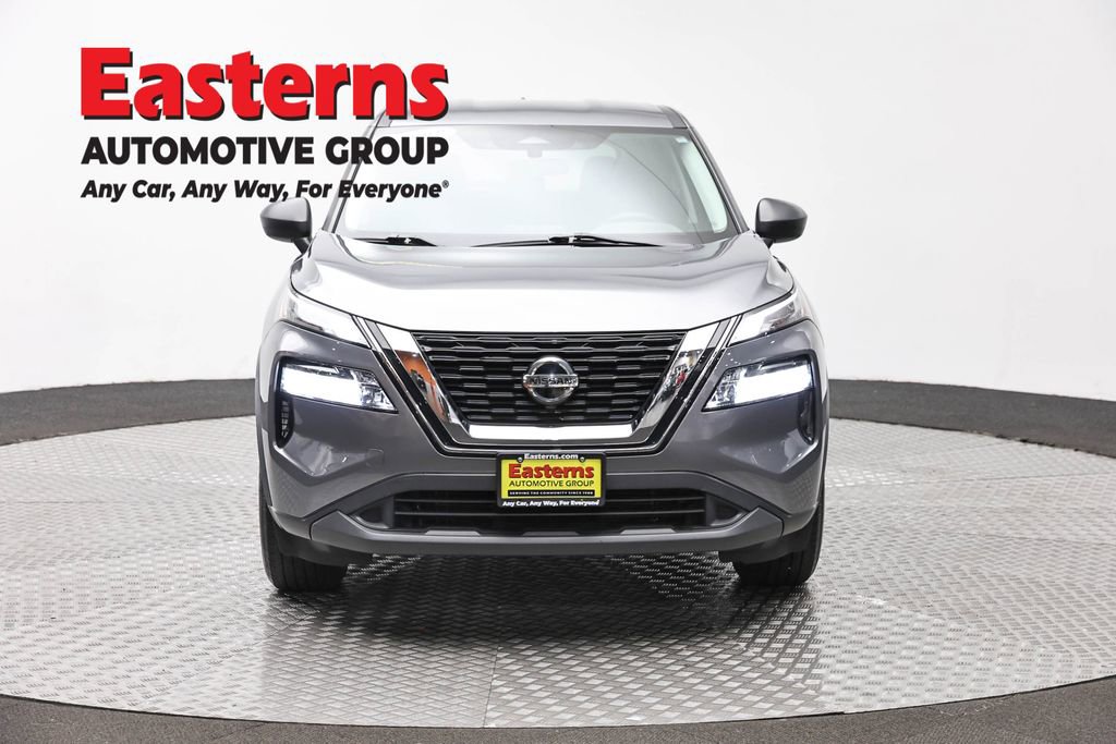 Used 2021 Nissan Rogue S AWD/4WD image 2