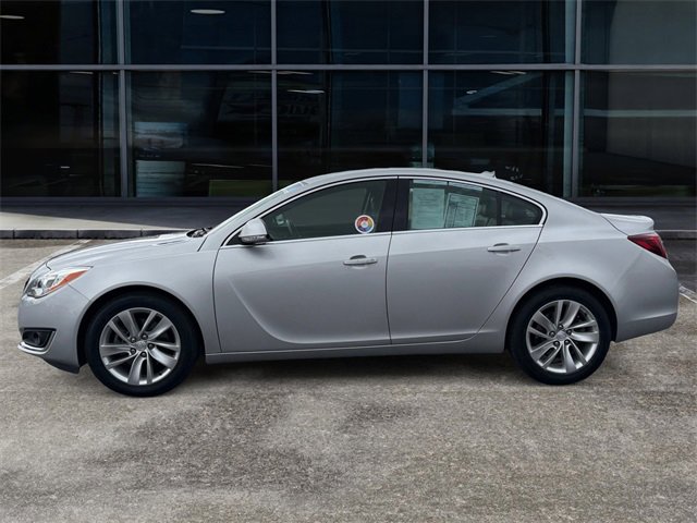 Used 2016 Buick Regal Premium w/ Driver Confidence Package #1 image 2