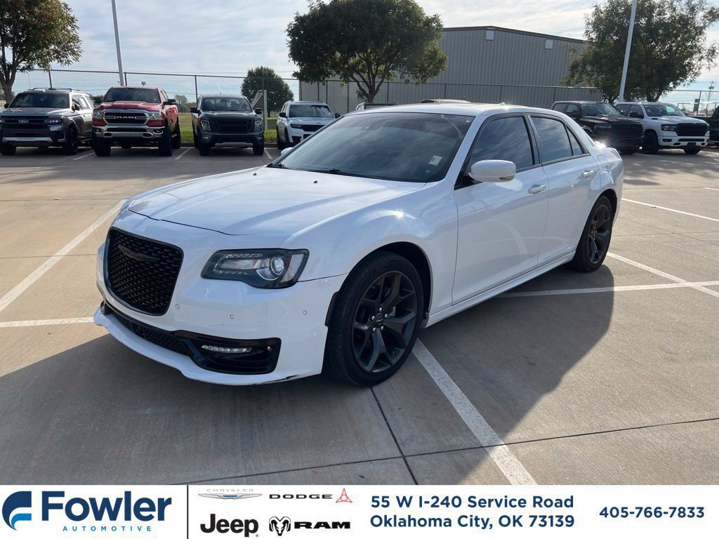 Used 2023 Chrysler 300 S w/ Comfort Group RWD image 1