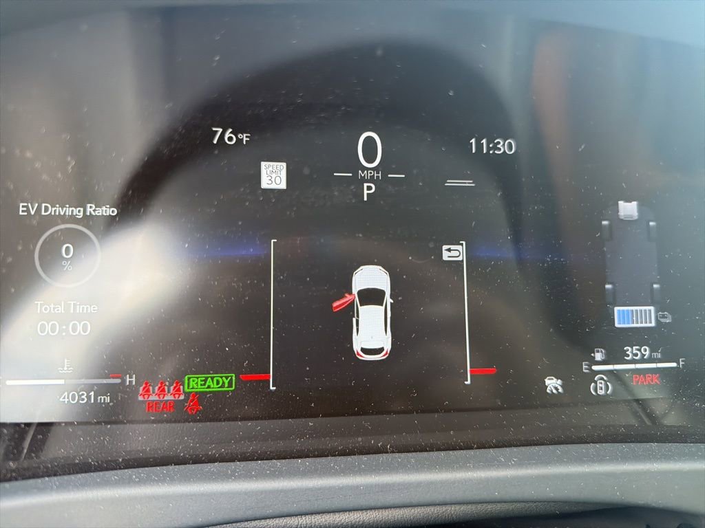 Used 2025 Lexus UX 300h UX 300h Premium w/ Accessory Package (Z2) image 3