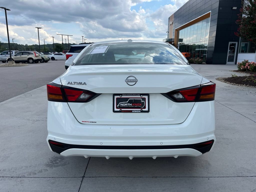 Used 2025 Nissan Altima 2.5 SV FWD image 20