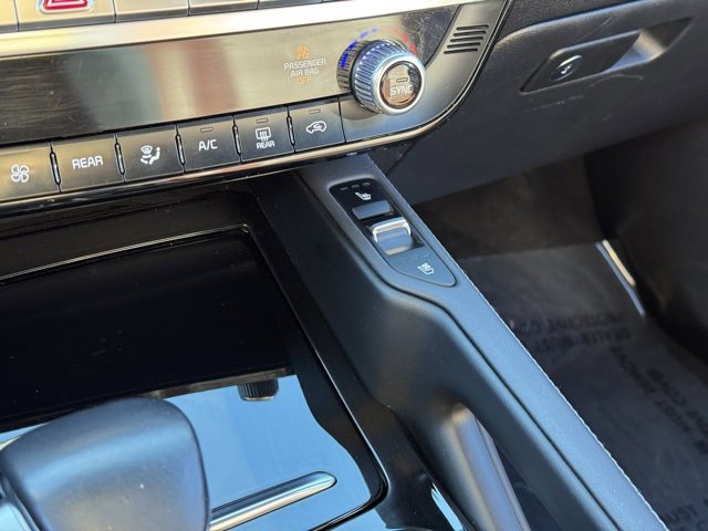 Used 2023 Kia Telluride SX Prestige image 16