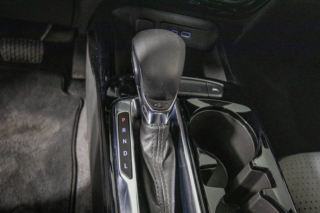 Used 2025 Chevrolet Trax LT w/ LT Convenience Package image 25