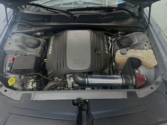 Used 2018 Dodge Challenger R/T w/ Driver Convenience Group RWD image 31