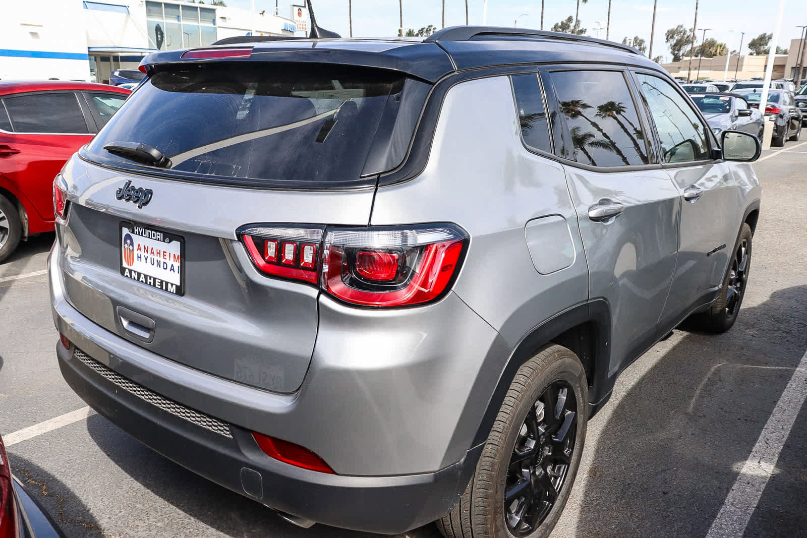 Used 2022 Jeep Compass Altitude w/ Sun and Sound Group image 7